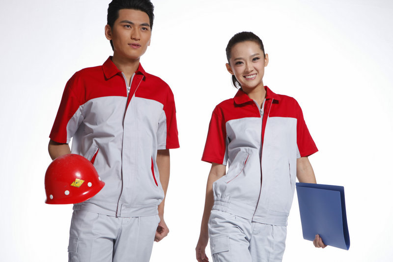 怎樣按照行業和面料款式來選擇工作服